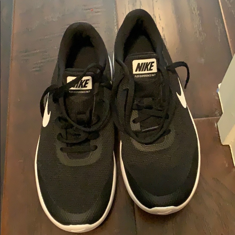 Brand NEW nike running shoes